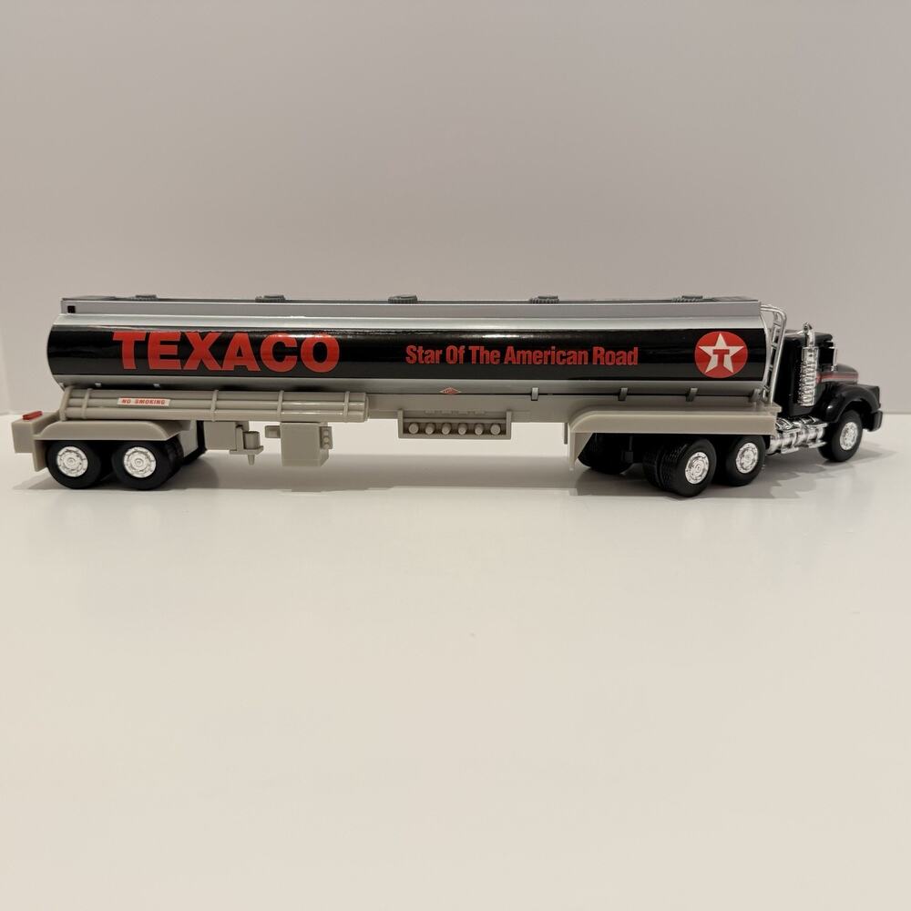 Vintage Texaco 1994 Toy Tanker Truck LIGHT SOUND 1st in SERIES In Box - Picture 6 of 7